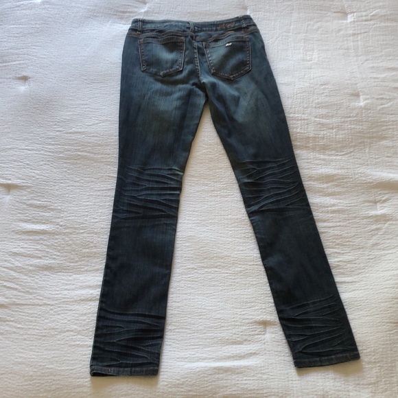 Z co Jeans Medium Wash Distressed Straight Fit Junior Size Denim - Picture 2 of 16